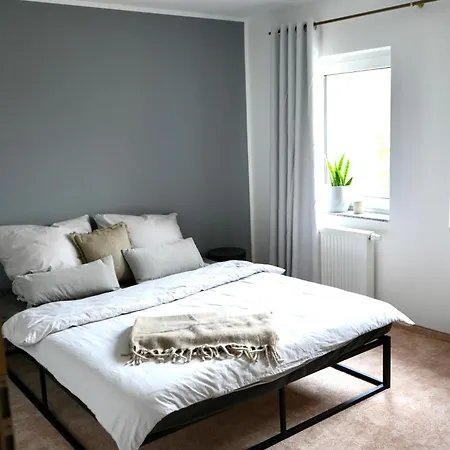 Berga Farmhouse * Berga (Thuringia)